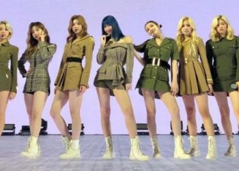 TWICE: World in A Day, MORE & MORE English version will be released