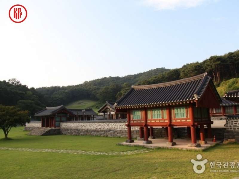 The King's Affection filming location Munheon Confucian Academy