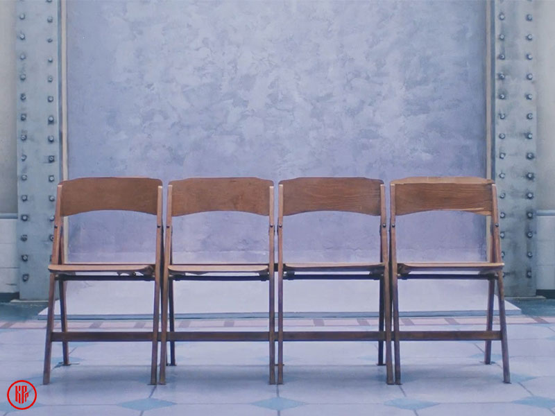 The four chairs in “Still Life” MV.