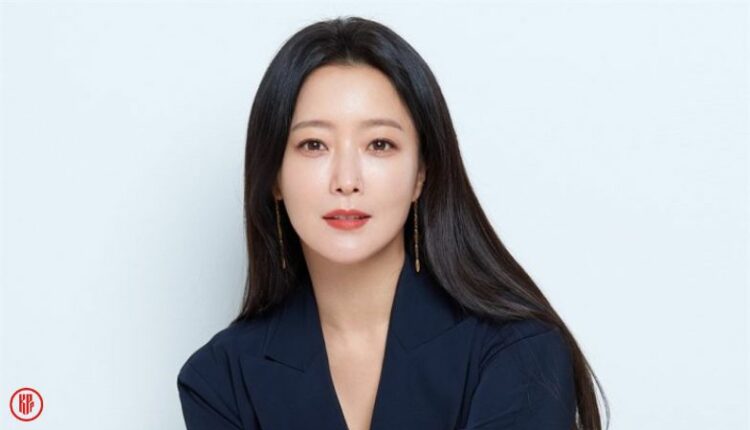 Actress Kim Hee Sun to Make a Comeback on Silver Screen with New Korean ...