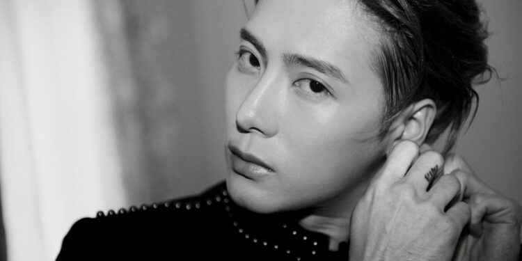 jackson wang louis vuitton paris fashion week 2025