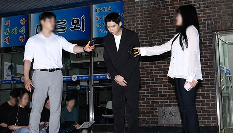 BTS Suga at Yongsan Police Station. | Dispatch