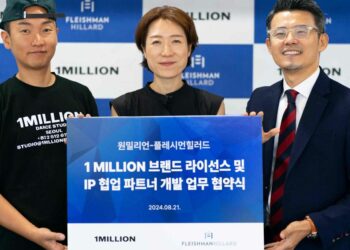 Yeowook Yoon and Minja Kim, co-CEOs of 1MILLION, James Choi, SVP and Partner of FleishmanHillard Korea