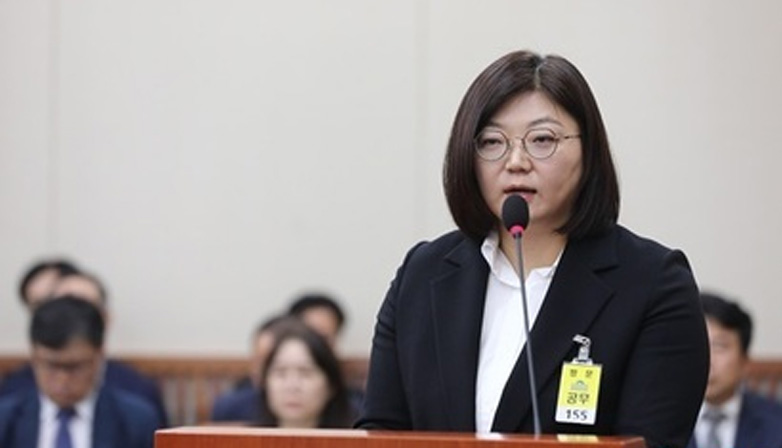 HYBE-appointed ADOR CEO Kim Ju Young. | BizHankook