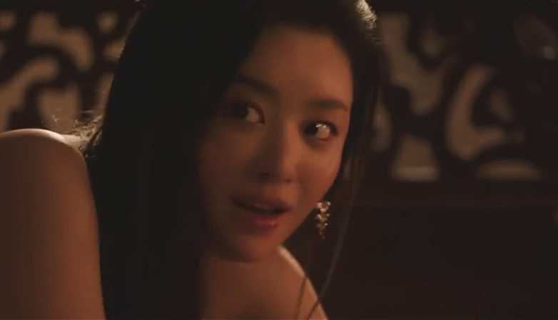 Cha Joo Young in “The Queen who Crowns.” | @style