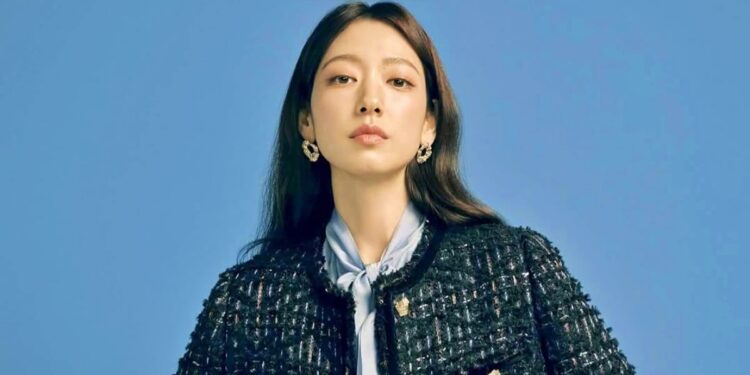 Park Shin Hye Courted for Lead Role in New Comedy Crime Drama "Miss Undercover Boss" by the Director of "Business Proposal"