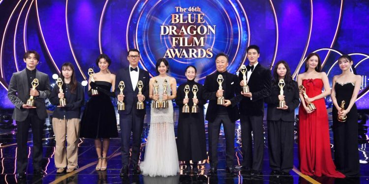 Winners from the 46th Blue Dragon Film Awards in 2025: “No Other Choice” Wins Big, BinJin Couple Rules
