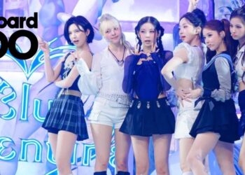 nmixx blue valentine billboard 200