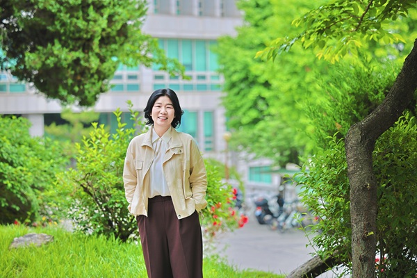 Prof. Lee Jung Hee lead of corpus language project