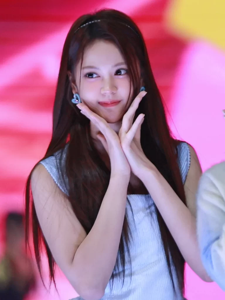 Hearts2Hearts Carmen