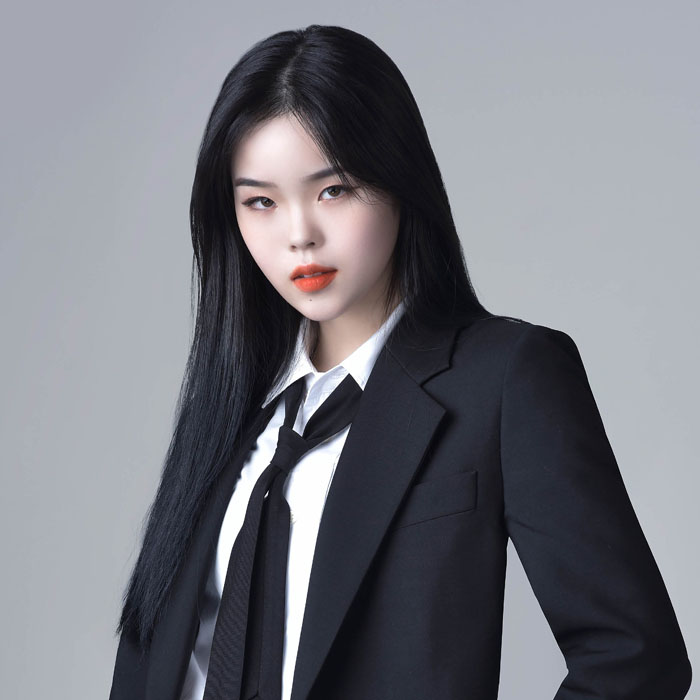 cocona long hair during mascara era