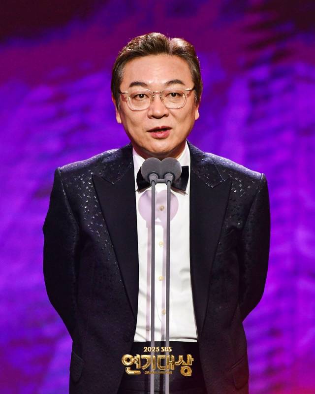 Kim Eui Sung “Taxi Driver 3” 