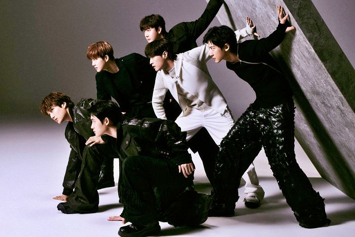 EXO "REVERXE" concept photo | SM Entertaiinment